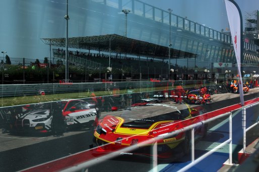#50 - AF Corse - Arthur LECLERC - Thomas NEUBAUER - Ferrari 296 GT3 EVO | SRO / JEP