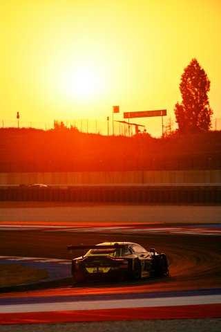 #21 - Comtoyou Racing - Oliver SODERSTROM - Arthur DORISON - Aston Martin Vantage AMR GT3 EVO
