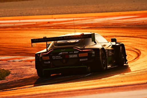 #35 - Walkenhorst Motorsport - Maxime ROBIN - Gaspard SIMON - Aston Martin Vantage AMR GT3 EVO | SRO / JEP
