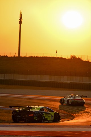 #96 - Rutronik Racing - Patric NIEDERHAUSER - Luca ENGSTLER - Lamborghini Temerario GT3