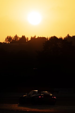 #991 - Paradine Competition - Darren LEUNG - Augusto FARFUS - BMW M4 GT3 Evo