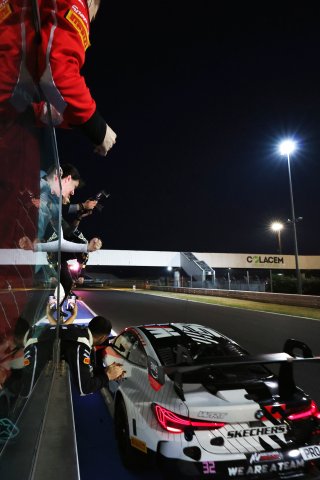 #32 - Team WRT - Charles WEERTS - Kelvin VAN DER LINDE - BMW M4 GT3 EVO