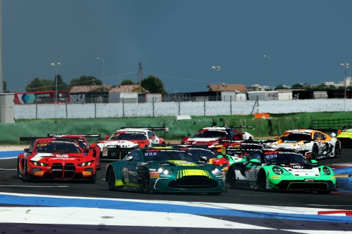#21 - Comtoyou Racing - Oliver SODERSTROM - Arthur DORISON - Aston Martin Vantage AMR GT3 EVO | SRO / JEP