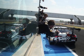 #32 - Team WRT - Charles WEERTS - Kelvin VAN DER LINDE - BMW M4 GT3 EVO