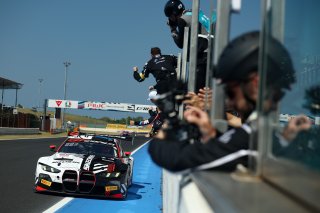 #32 - Team WRT - Charles WEERTS - Kelvin VAN DER LINDE - BMW M4 GT3 EVO