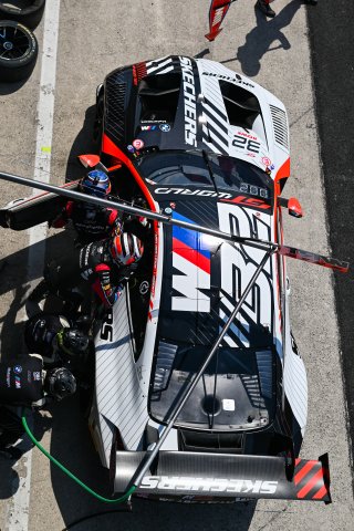 #32 - Team WRT - Charles WEERTS - Kelvin VAN DER LINDE - BMW M4 GT3 EVO