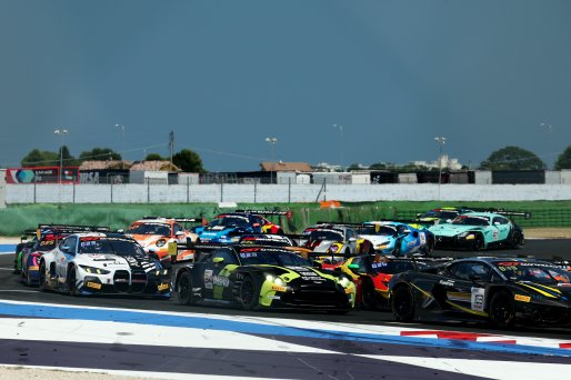 #34 - Walkenhorst Motorsport - Mateo VILLAGOMEZ - Jamie DAY - Aston Martin Vantage AMR GT3 EVO | SRO / JEP