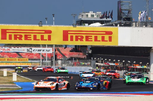 #93 - Ziggo Sport Tempesta Racing - Eddie CHEEVER - Peter DEMPSEY - Porsche 911 GT3 R (992) EVO | SRO / JEP