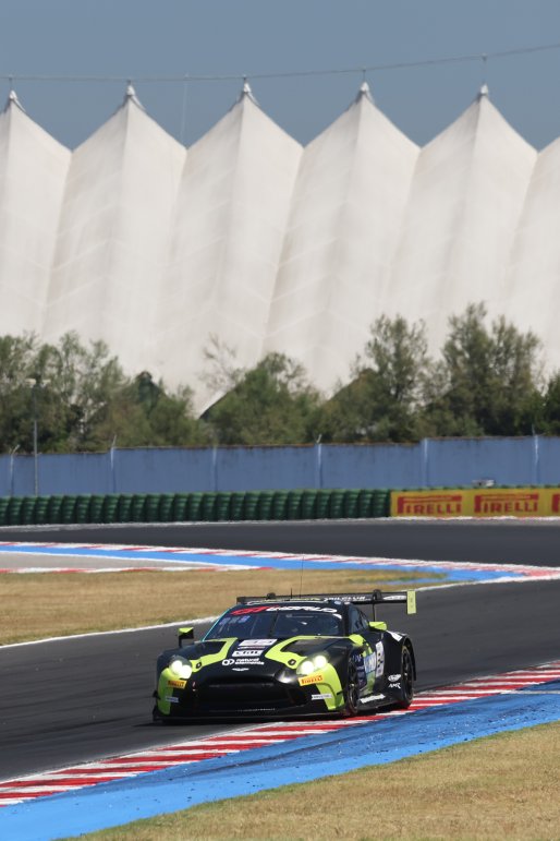 #34 - Walkenhorst Motorsport - Mateo VILLAGOMEZ - Jamie DAY - Aston Martin Vantage AMR GT3 EVO | SRO / JEP