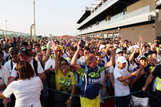 Fans at the Pitwalk & Autograph Session