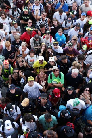 Fans Queue for the Pitwalk