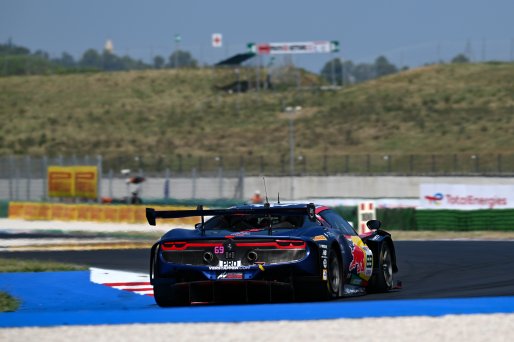 #69 - Emil Frey Racing - Thierry VERMEULEN - Ben GREEN - Ferrari 296 GT3 EVO | SRO / JEP