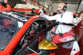#991 - Paradine Competition - Darren LEUNG - Augusto FARFUS - BMW M4 GT3 Evo