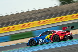 #10 - Boutsen VDS - Gilles MAGNUS - Robin KNUTSSON - Porsche 911 GT3 R (992) EVO