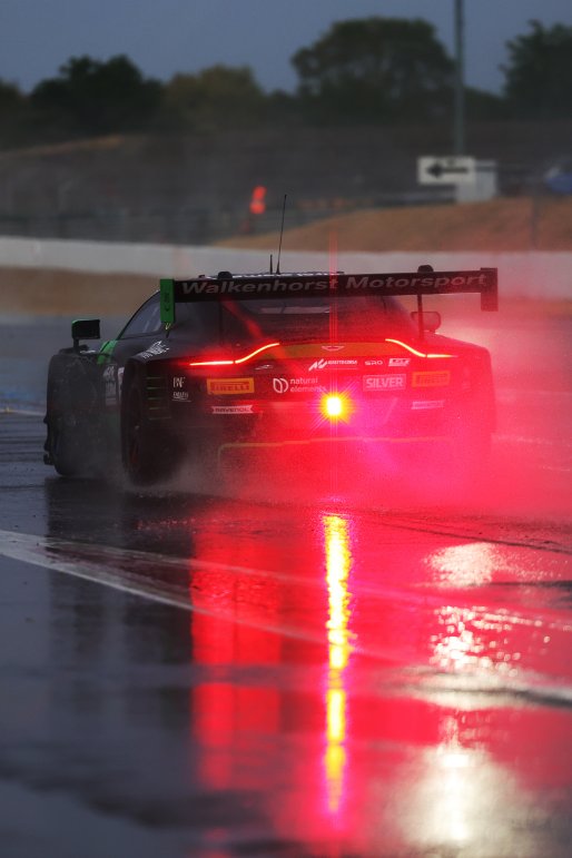#35 - Walkenhorst Motorsport - Maxime ROBIN - Gaspard SIMON - Aston Martin Vantage AMR GT3 EVO | SRO / JEP
