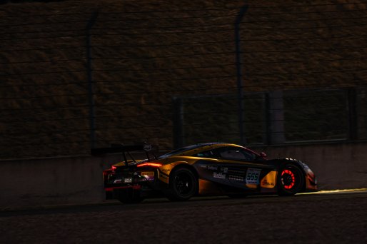 #555 - CSA Racing - Simon GACHET - Romain ANDRIOLO - McLaren 720S GT3 EVO | SRO Motorsports Group
