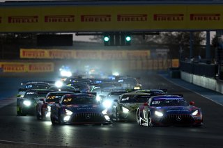 Start of Race 1 in Magny-Cours