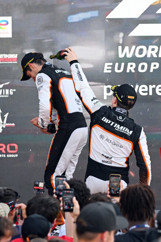 #5 - Optimum Motorsport - Mikey PORTER - Guilherme OLIVEIRA - McLaren 720S GT3 EVO | SRO / JEP