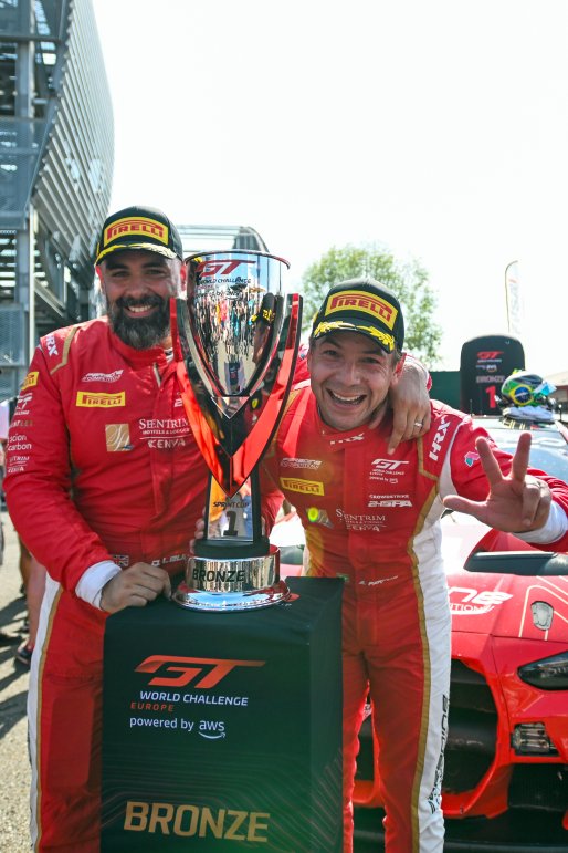 #991 - Paradine Competition - Darren LEUNG - Augusto FARFUS - BMW M4 GT3 Evo | SRO / JEP