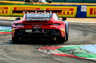 #10 - Boutsen VDS - Gilles MAGNUS - Robin KNUTSSON - Porsche 911 GT3 R (992) EVO