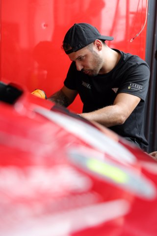Kessel mechanic at work