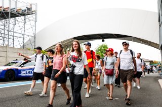 Fans on the Pit Walk