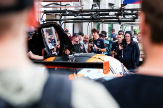 Fans on the Pit Walk