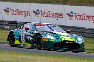 #11 - Comtoyou Racing - Aaron Muss - Marcelo Tomasoni - Sergio Sette Camara - Aston Martin Vantage AMR GT3 EVO