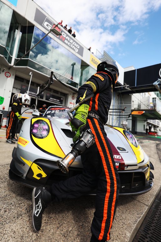 #2 - Boutsen VDS - Morris Schuring - Dorian Boccolacci - Alessio Picariello - Porsche 911 GT3 R (992) EVO | SRO / JEP