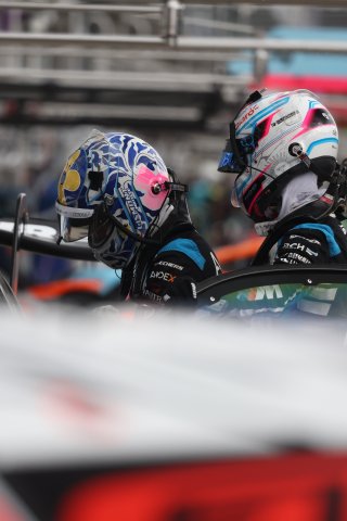 #32 - Team WRT - Kelvin Van Der Linde - Jordan Pepper - Charles Weerts - BMW M4 GT3 EVO