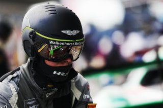 #35 - Walkenhorst Motorsport - Gaspard Simon - Ethan Ischer - Mateo Villagomez - Aston Martin Vantage AMR GT3 EVO