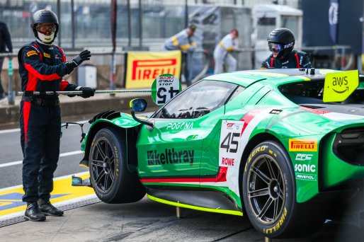 #45 - Rinaldi Racing - Rafael Duran - Dylan Medler - David Perel - Ferrari 296 GT3 EVO | SRO / JEP