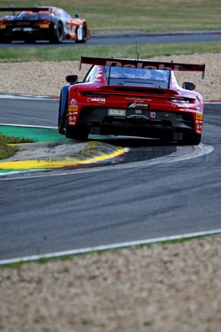 #10 - Boutsen VDS - Gilles Magnus - Robin Knutsson - Nico Menzel - Porsche 911 GT3 R (992) EVO
