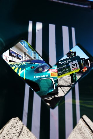#21 - Comtoyou Racing - Kobe Pauwels - Oliver Soderstrom - Sebastien Baud - Aston Martin Vantage AMR GT3 EVO