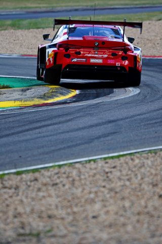#991 - Paradine Competition - Dries Vanthoor - Darren Leung - James Kellett - BMW M4 GT3 EVO