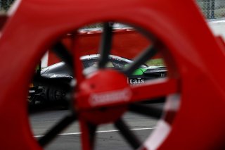 #35 - Walkenhorst Motorsport - Gaspard Simon - Ethan Ischer - Mateo Villagomez - Aston Martin Vantage AMR GT3 EVO