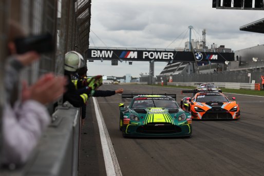 #7 - Comtoyou Racing - Mattia Drudi - Marco Sorensen - Nicki Thiim - Aston Martin Vantage AMR GT3 EVO | SRO / JEP