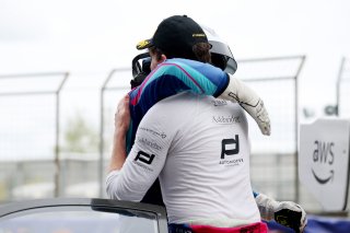 #222 - 2Seas Motorsport - Reece Barr - Charles Dawson - Kiern Jewiss - Mercedes-AMG GT3 EVO