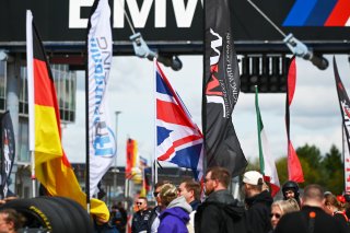 Flags on the GT World grid