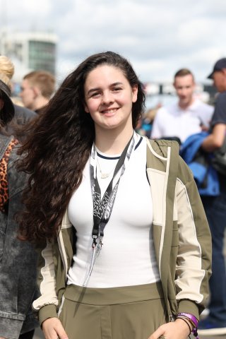 Abbi Pulling on the grid