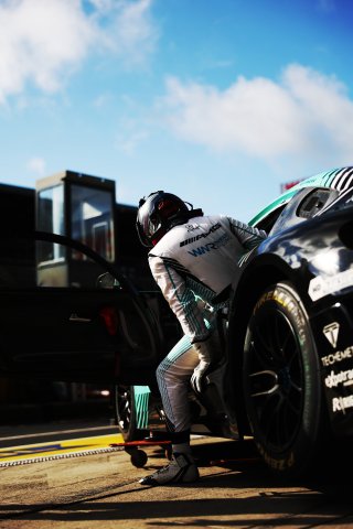 #87 - Winward Racing - Marvin Dienst - Gabriele Piana - Rinat Salikhov - Mercedes-AMG GT3 EVO
