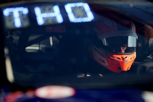 #992 - Paradine Competition - Robert Thompson - BMW M4 GT3 EVO | SRO / JEP