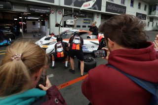 Fans on the Pitwalk