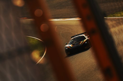 #111 - CSA Racing - James Kell - Arthur Rougier - McLaren 720S GT3 EVO | SRO / JEP