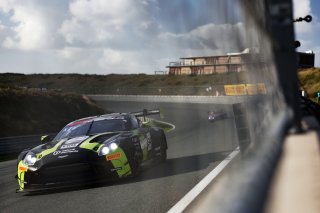 #34 - Walkenhorst Motorsport - Jamie Day - Mateo Villagomez - Aston Martin Vantage AMR GT3 EVO
