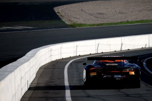 #5 - Optimum Motorsport - Guilherme Oliveira - Mikey Porter - McLaren 720S GT3 EVO | SRO / JEP