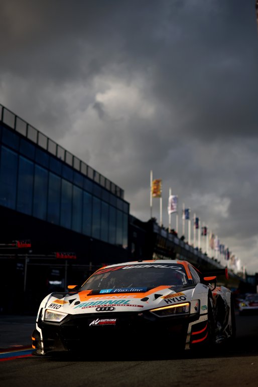 #88 - Tresor Attempto Racing - Sebastian &Oslash;gaard - Carrie Schreiner - Audi R8 LMS GT3 EVO II | SRO / JEP