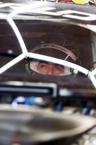 #991 - Paradine Competition - Augusto Farfus - BMW M4 GT3 EVO