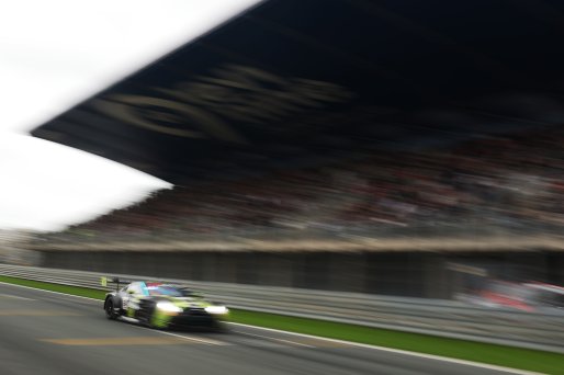 #34 - Walkenhorst Motorsport - Jamie Day - Mateo Villagomez - Aston Martin Vantage AMR GT3 EVO | SRO / JEP