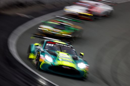 #7 - Comtoyou Racing - Nicki Thiim - Kobe Pauwels - Aston Martin Vantage AMR GT3 EVO | SRO / JEP